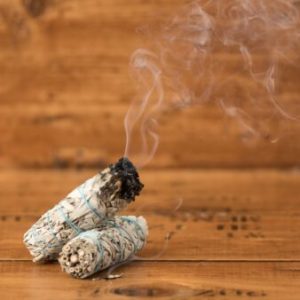 Smudge stick alla salvia bianca – Profumi dal Bosco –